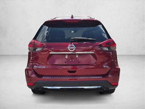 Used 2019 Nissan Rogue SV FWD image 3