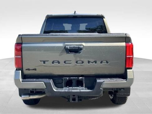 Certified 2026 Toyota Tacoma TRD Off-Road AWD/4WD image 4