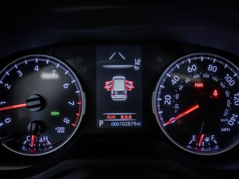 Used 2019 Toyota RAV4 XLE Premium w/ All Weather Liner Package image 28