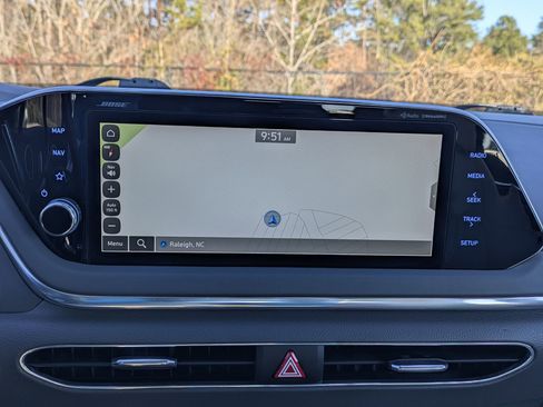 Used 2023 Hyundai Sonata Limited image 13