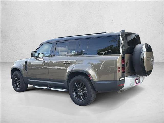 Used 2023 Land Rover Defender 130 SE AWD/4WD image 7