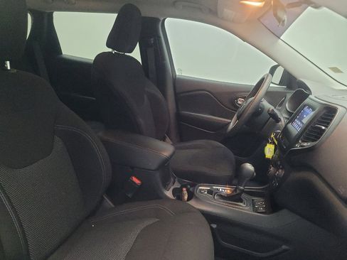 Used 2020 Jeep Cherokee Latitude image 21