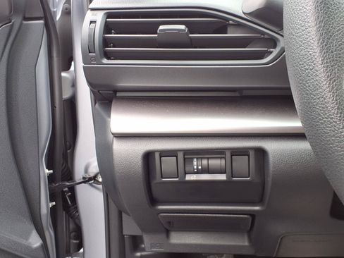 Certified 2025 Subaru Impreza 2.0i Sport AWD/4WD image 15
