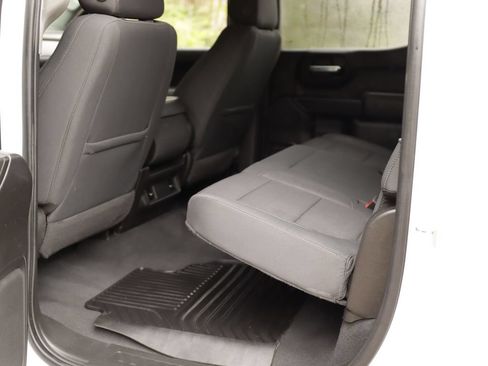 Used 2022 Chevrolet Silverado 1500 Custom AWD/4WD image 24