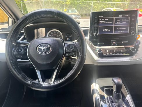 Used 2020 Toyota Corolla SE FWD image 13