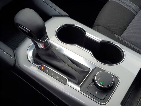 Used 2025 Chevrolet Blazer LT image 21