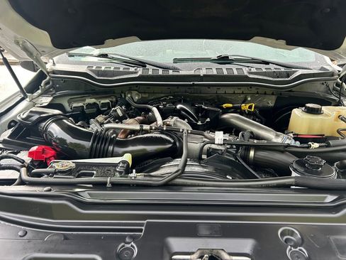 Used 2019 Ford F350 Platinum w/ Platinum Ultimate Package image 29