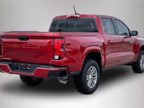 Used 2024 Chevrolet Colorado LT w/ LT Convenience Package RWD image 5