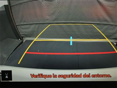 Used 2025 Toyota Camry SE w/ Convenience Package image 6