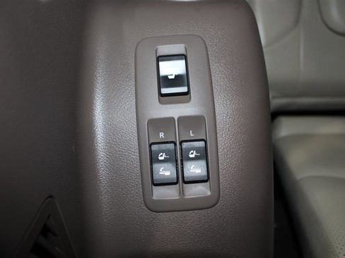 Used 2012 Lexus GX 460 w/ Comfort Plus Pkg AWD/4WD image 37