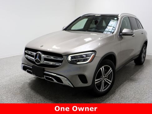 Used 2020 Mercedes-Benz GLC 300 4MATIC image 2
