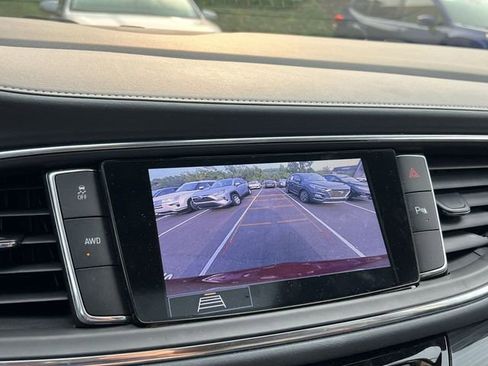 Used 2020 Buick Enclave Essence w/ Sport Touring Edition image 13