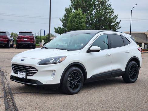 Used 2022 Ford Escape Titanium w/ Titanium Elite Package FWD image 5