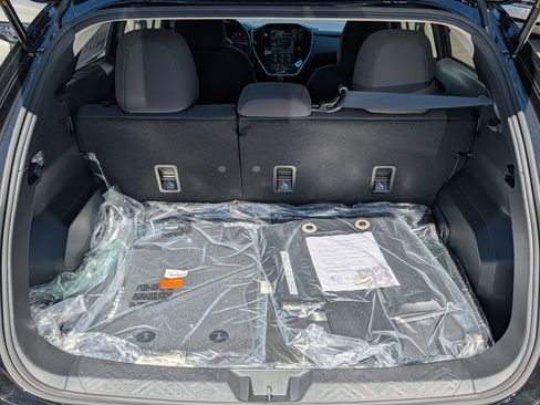 New 2025 Subaru Crosstrek 2.0i Premium image 19