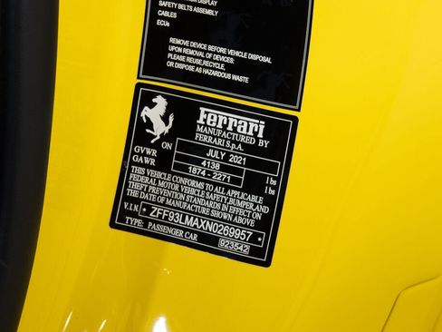 Used 2022 Ferrari F8 Tributo image 28