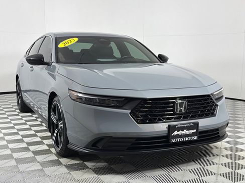 Used 2023 Honda Accord Sport image 3