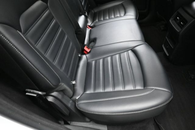 Used 2024 Ford Edge SEL AWD/4WD image 29