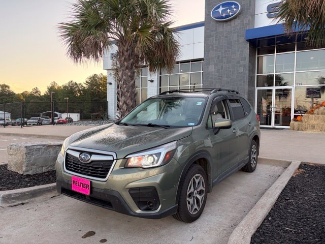 Used 2019 Subaru Forester Premium AWD/4WD image 3