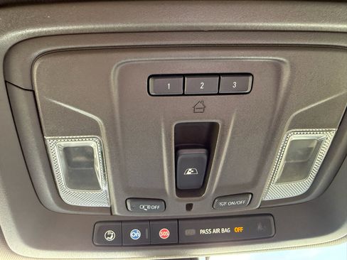 Used 2019 GMC Sierra 1500 SLT w/ SLT Premium Package image 36