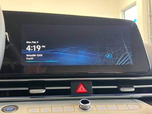 New 2026 Hyundai Elantra Limited FWD image 35