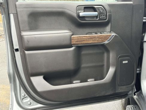 Used 2019 Chevrolet Silverado 1500 High Country image 20