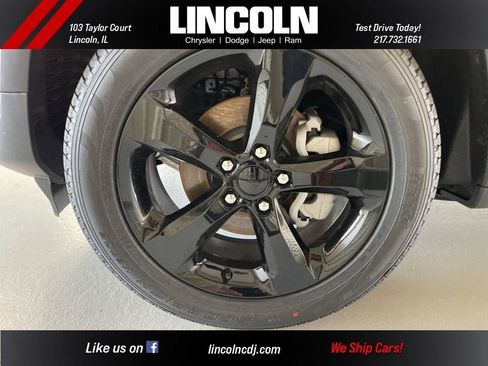 New 2025 Jeep Grand Cherokee Limited w/ Black Appearance Package image 23