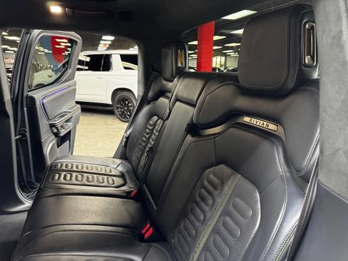 Used 2022 Rivian R1T Launch Edition image 40