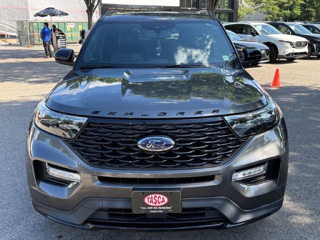 Used 2023 Ford Explorer ST-Line w/ Class IV Trailer Tow Package AWD/4WD image 2