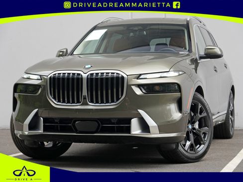 Used 2025 BMW X7 xDrive40i AWD/4WD image 1