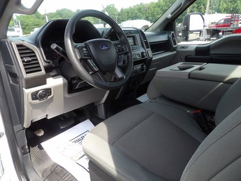 Used 2022 Ford F350 XL w/ Power Equipment Group RWD image 16