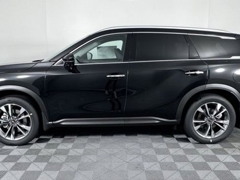 Certified 2025 INFINITI QX60 Luxe image 4