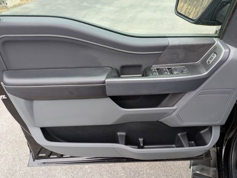 Certified 2025 Ford F150 XLT w/ Equipment Group 301A Standard image 6