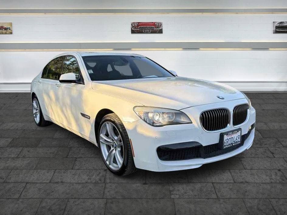 Used 2012 BMW 750Li RWD image 1