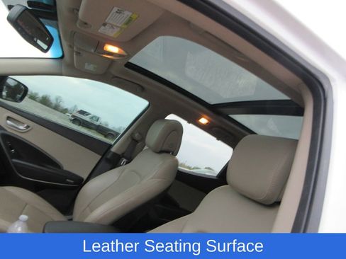 Used 2017 Hyundai Santa Fe Sport image 7