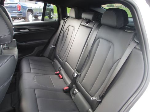 Used 2023 BMW X4 xDrive30i w/ M Sport Package AWD/4WD image 23