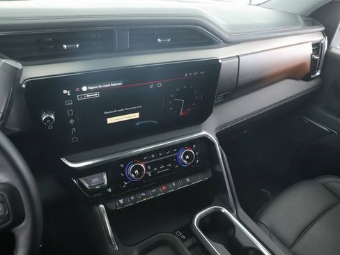 Used 2025 GMC Sierra 2500 Denali w/ Denali Reserve Package image 29