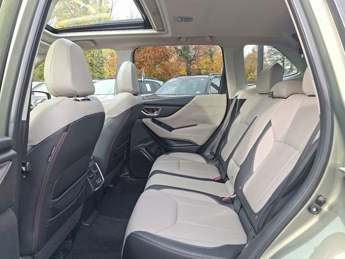 Used 2019 Subaru Forester Limited image 10