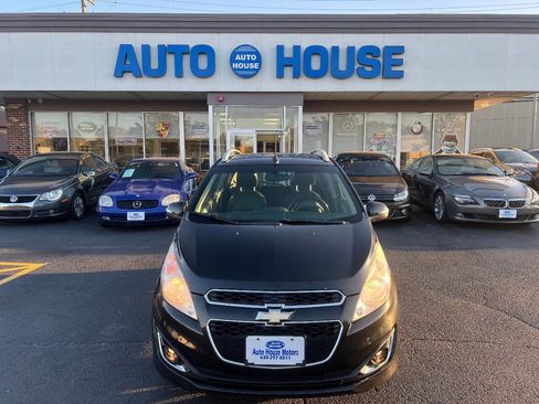 Used 2014 Chevrolet Spark LT image 2