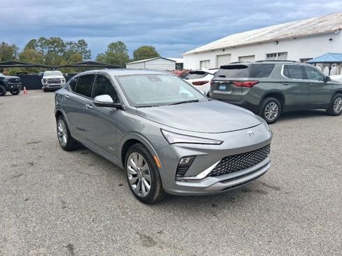 Certified 2025 Buick Envista Avenir image 10