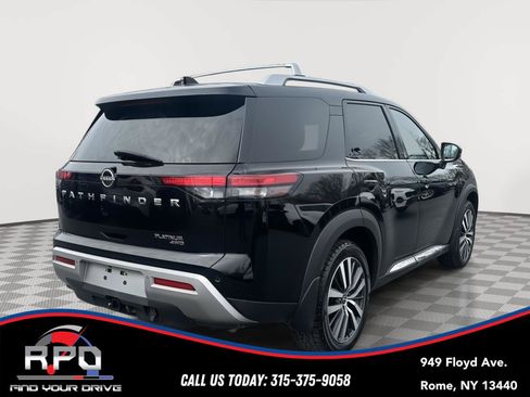 Used 2022 Nissan Pathfinder Platinum w/ Cargo Package AWD/4WD image 5