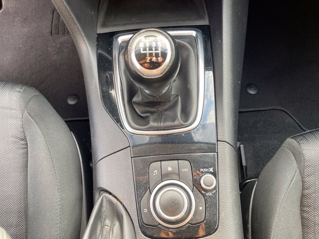 Used 2015 MAZDA MAZDA3 i Sport FWD image 13