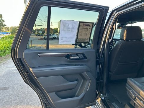 Used 2025 Chevrolet Tahoe LT AWD/4WD image 10