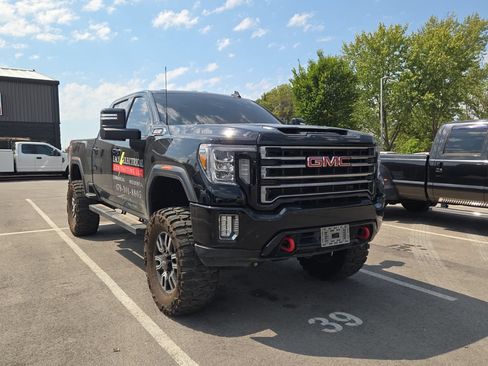 Used 2023 GMC Sierra 2500 AT4 w/ Gooseneck/5TH Wheel Package AWD/4WD image 4