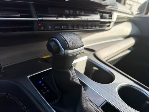 Used 2023 Toyota Sienna XSE image 27