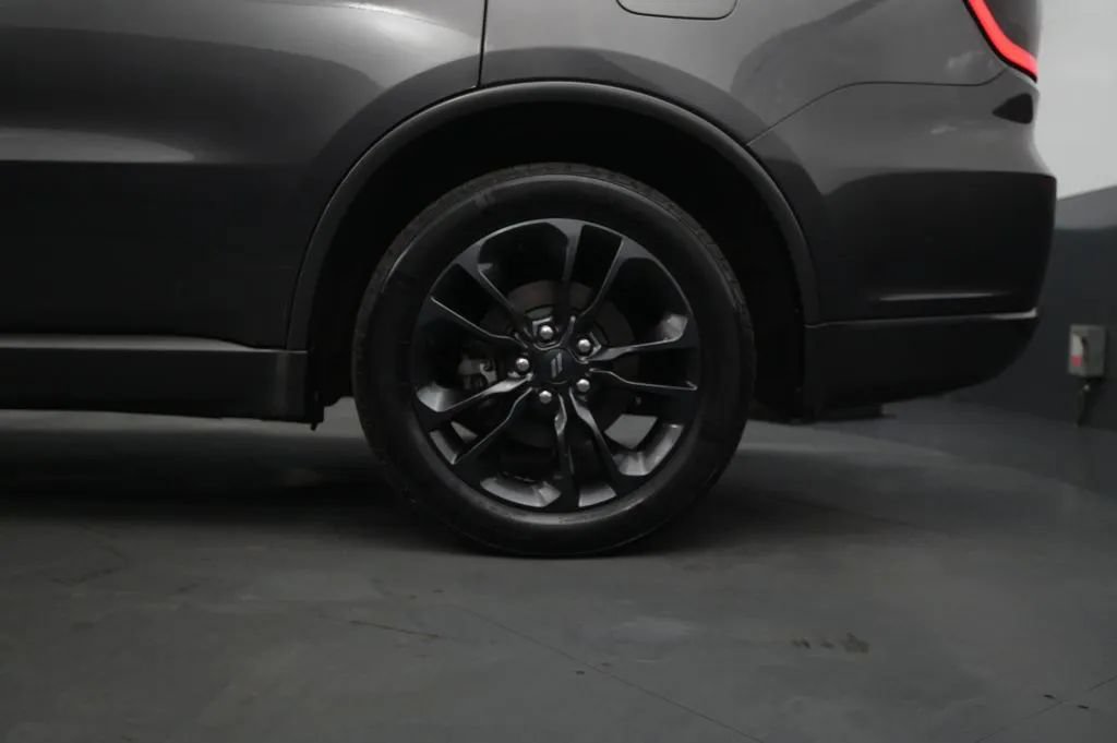 Used 2021 Dodge Durango R/T w/ Blacktop Package AWD/4WD image 14