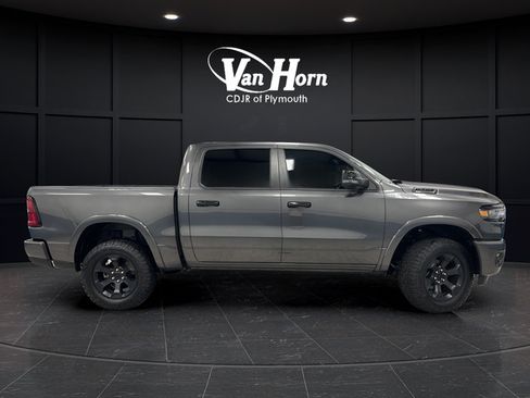 Used 2025 RAM 1500 Big Horn AWD/4WD image 8