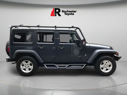 Used 2017 Jeep Wrangler Unlimited Sport w/ Quick Order Package 23S AWD/4WD image 8