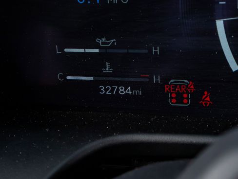 Used 2024 Lexus GX 550 w/ Accessory Package (2T) image 21