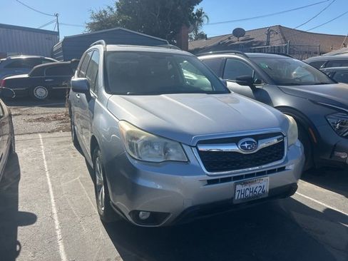 Used 2015 Subaru Forester 2.5i Limited image 2