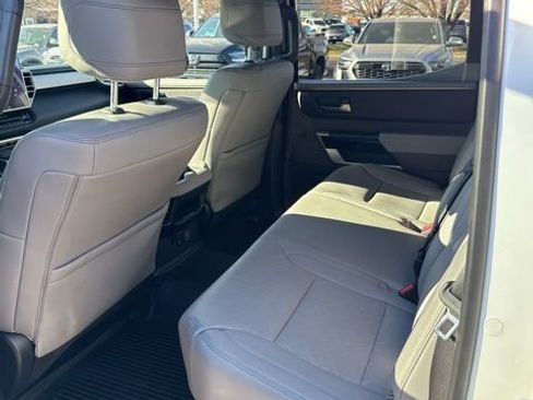 Used 2025 Toyota Tundra Limited image 8